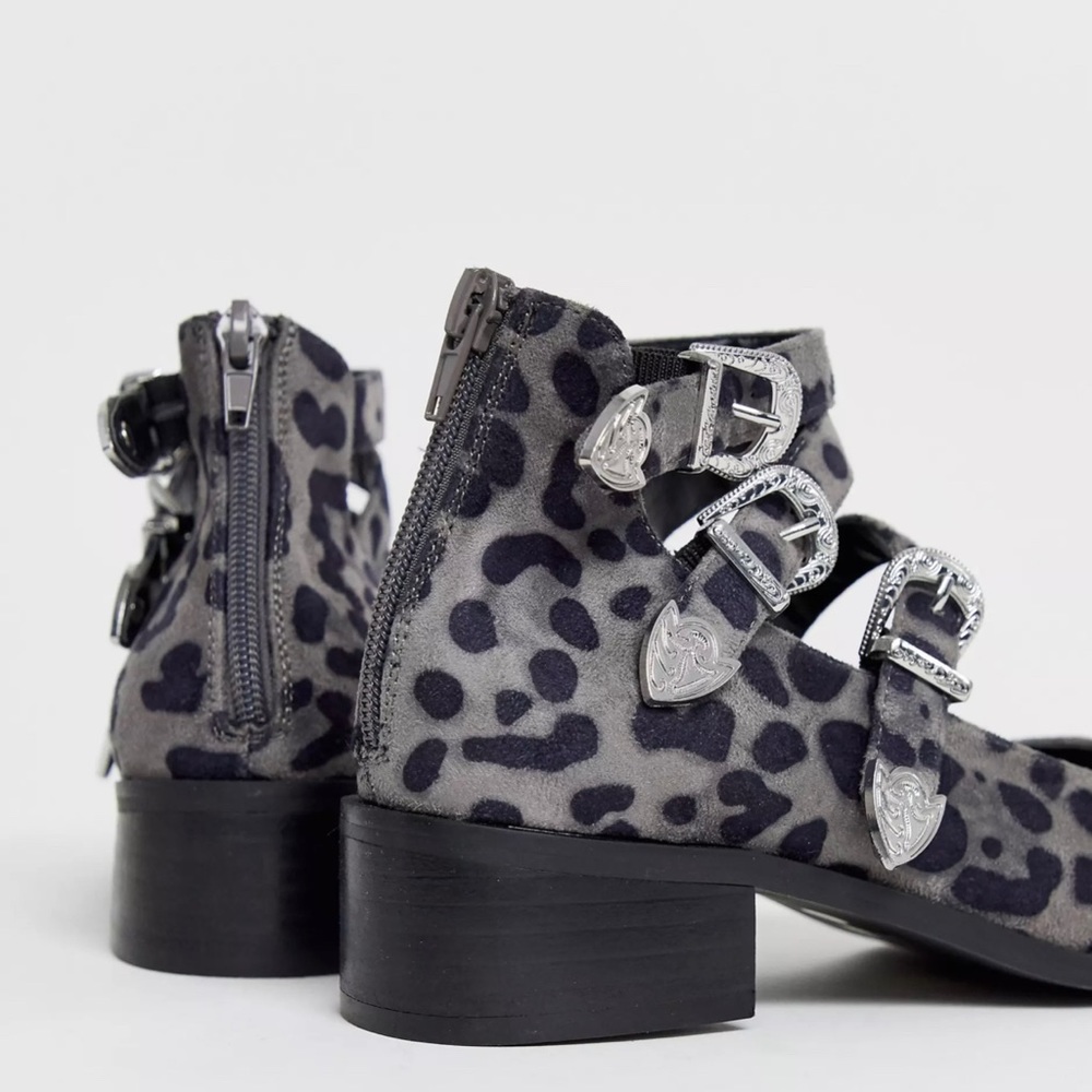 Asos Design Collection Cut Out Booties - Picture 4 of 4